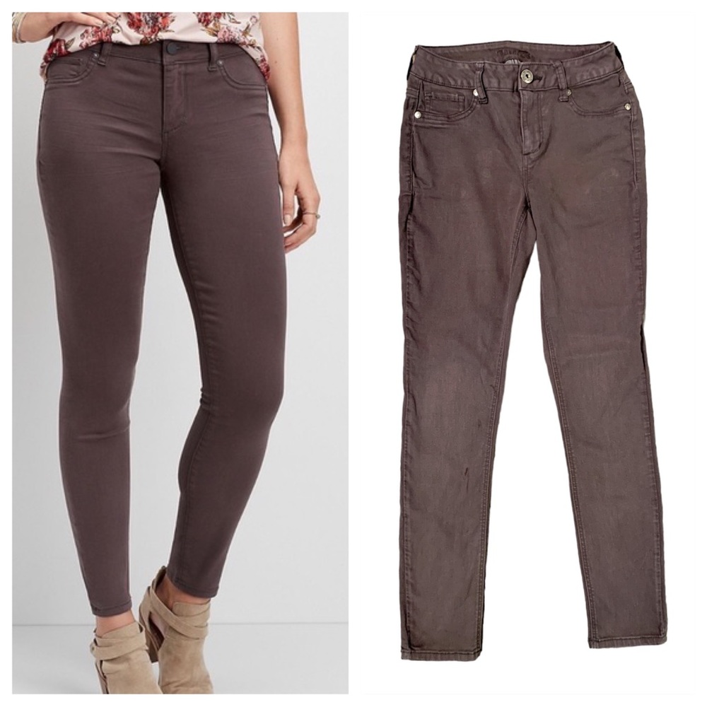Maurice’s | Dark Charcoal Stretchy Skinny Jeans Size Small